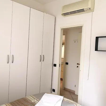 아파트 La Gardenia Vacanze Al Mare 디아노마리나