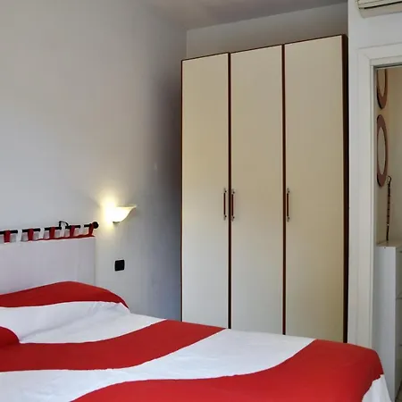 La Gardenia Vacanze Al Mare * Диано-Марина