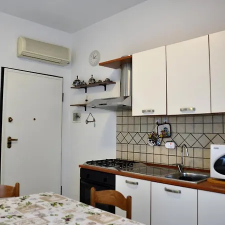 La Gardenia Vacanze Al Mare * Диано-Марина